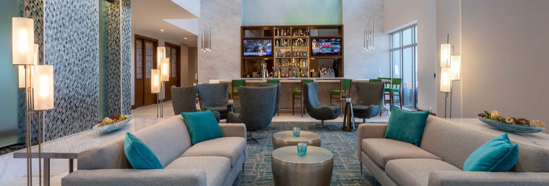 Miami Wyndham Garden lobby